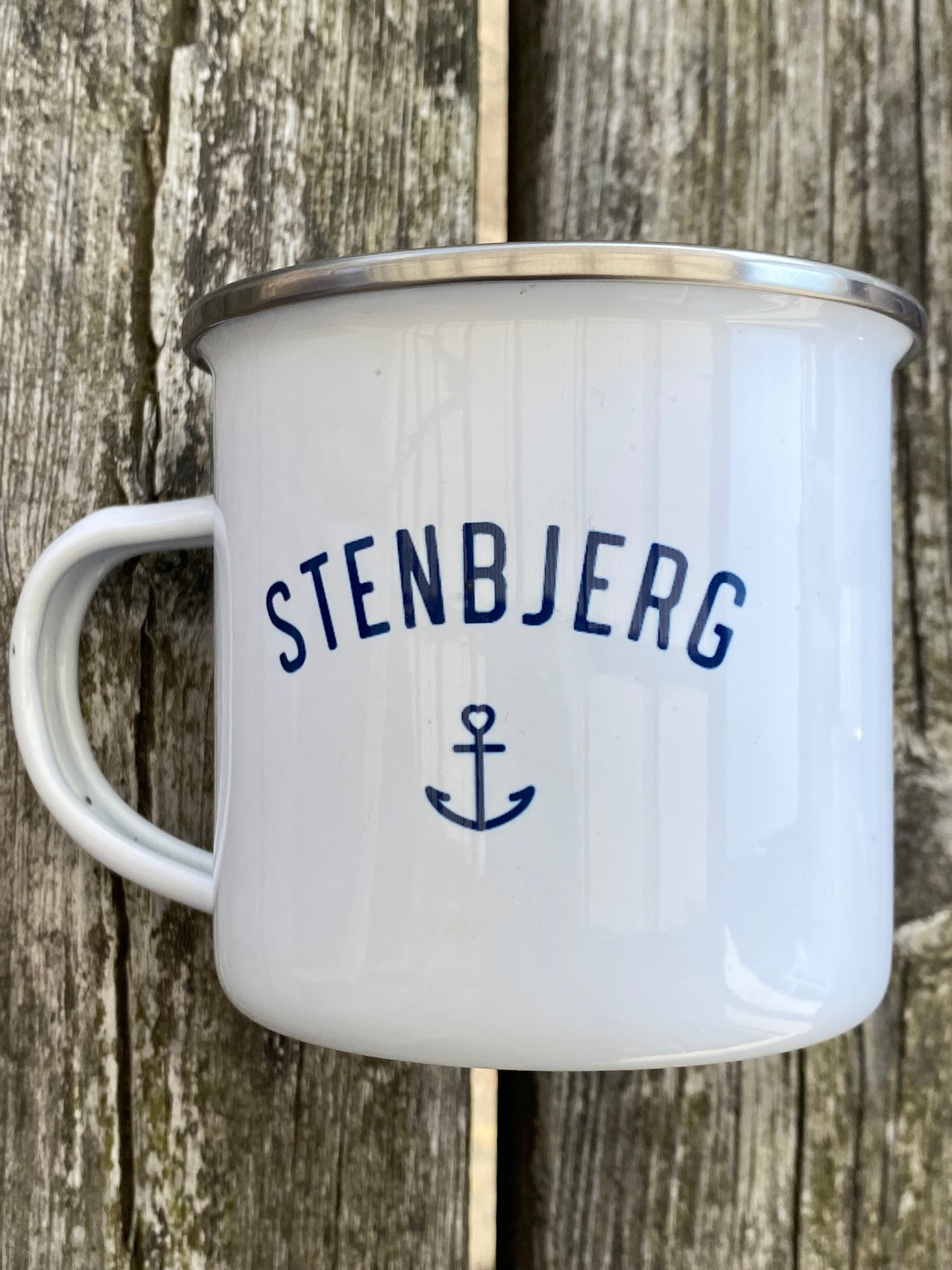 Emalje krus Hjemhavn